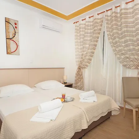 Casa de hóspedes Mia 4*