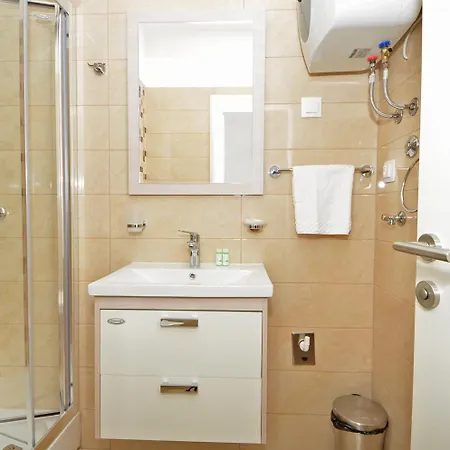 Mia בית הארחה