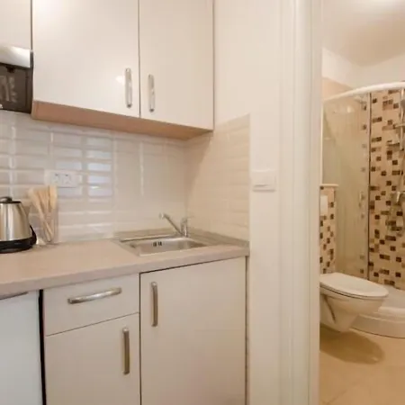 בית הארחה Mia